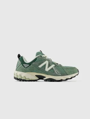 610V1 NOUVEL AN LUNAIRE
