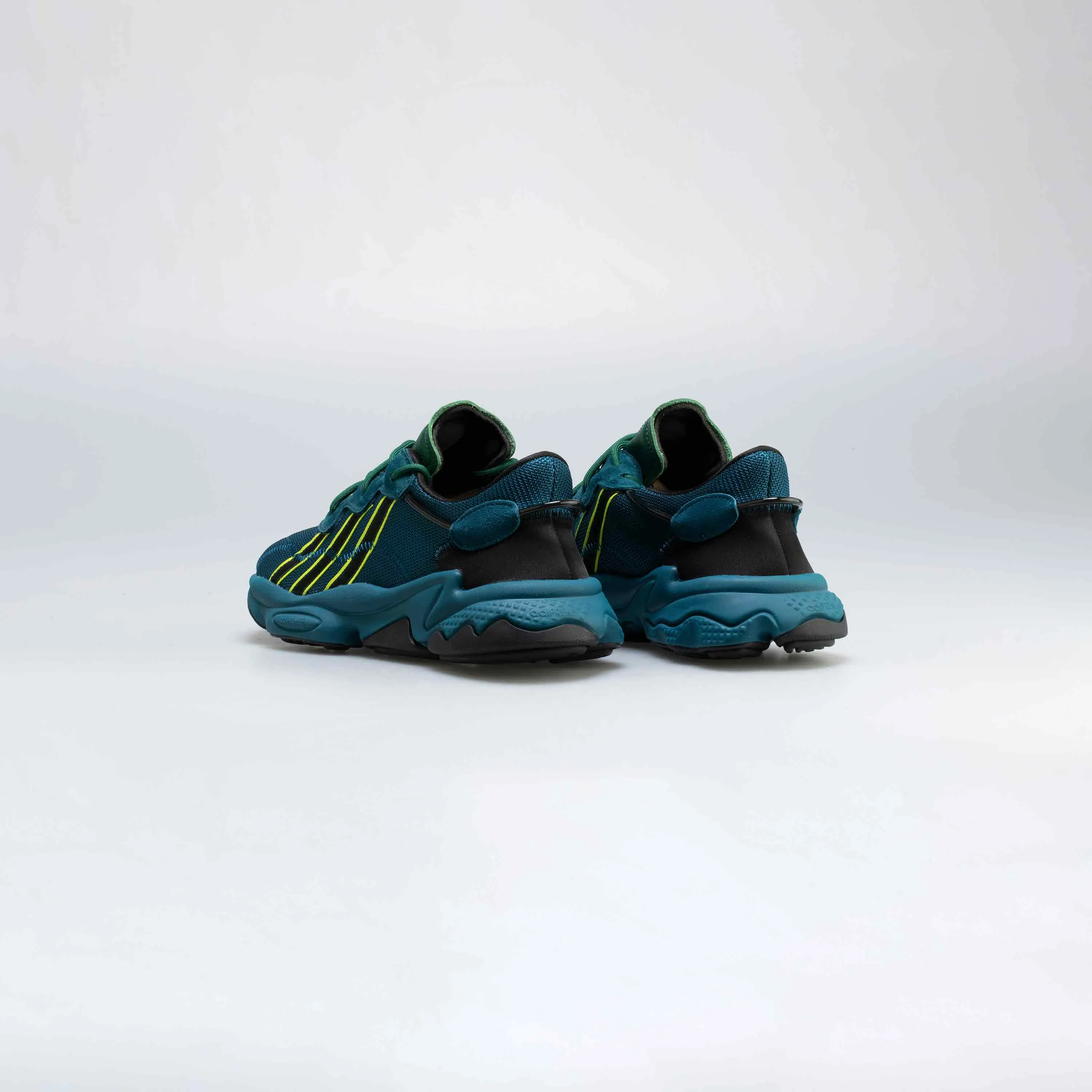 adidas Originals X Pusha T Ozweego Chaussure de Course Homme - Marine/Vert/Noir