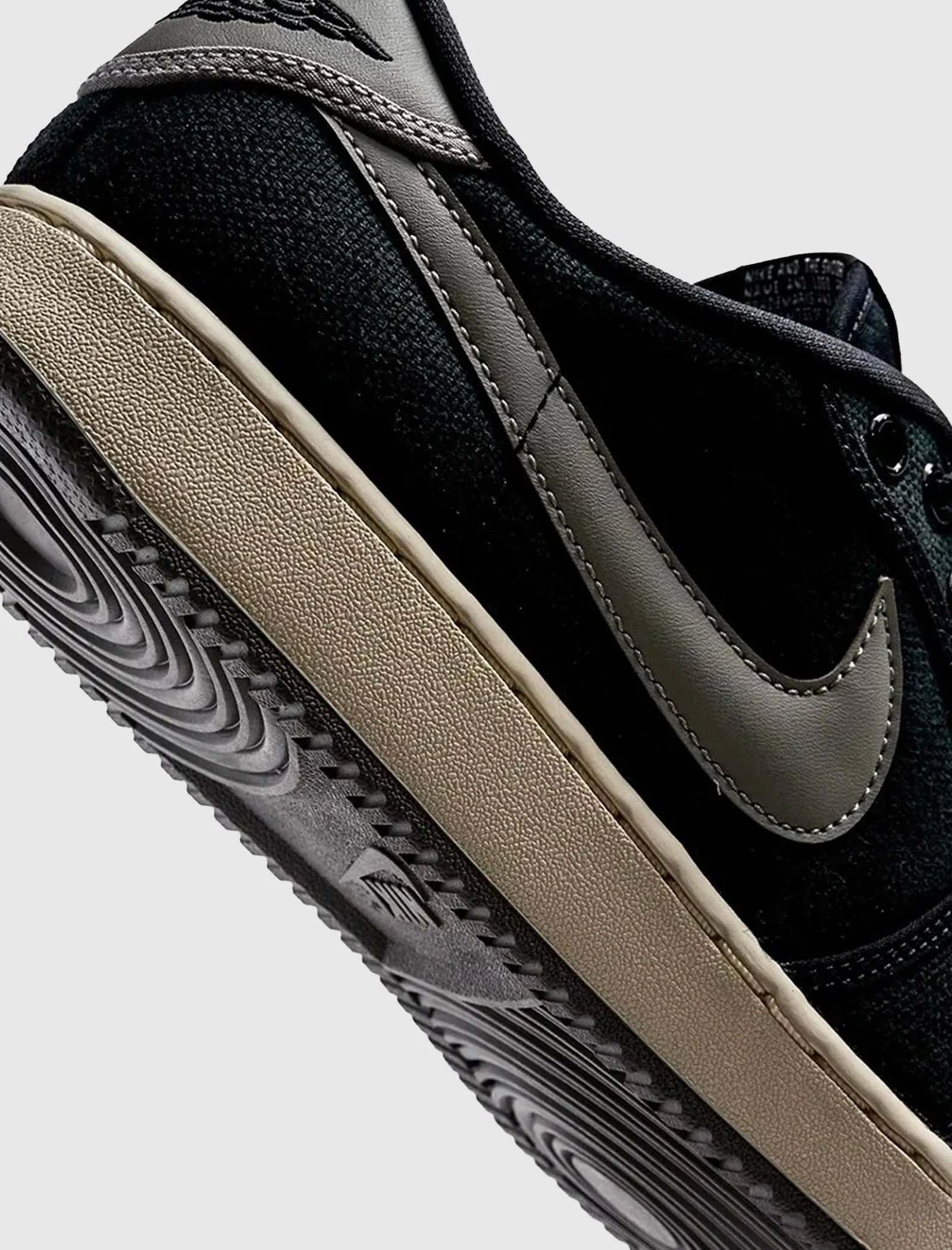 AIR JORDAN 1 KO LOW 