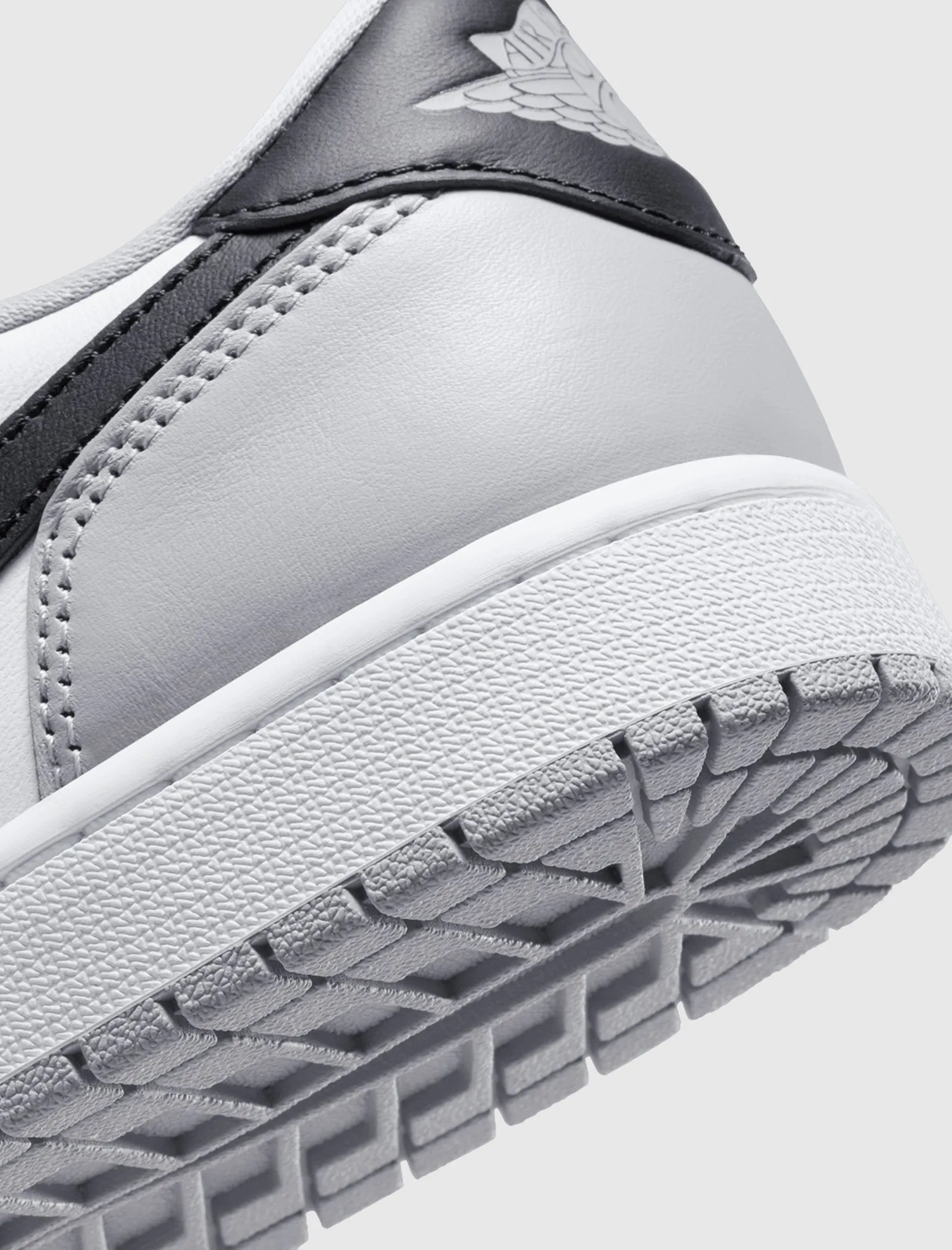 AIR JORDAN 1 LOW OG 