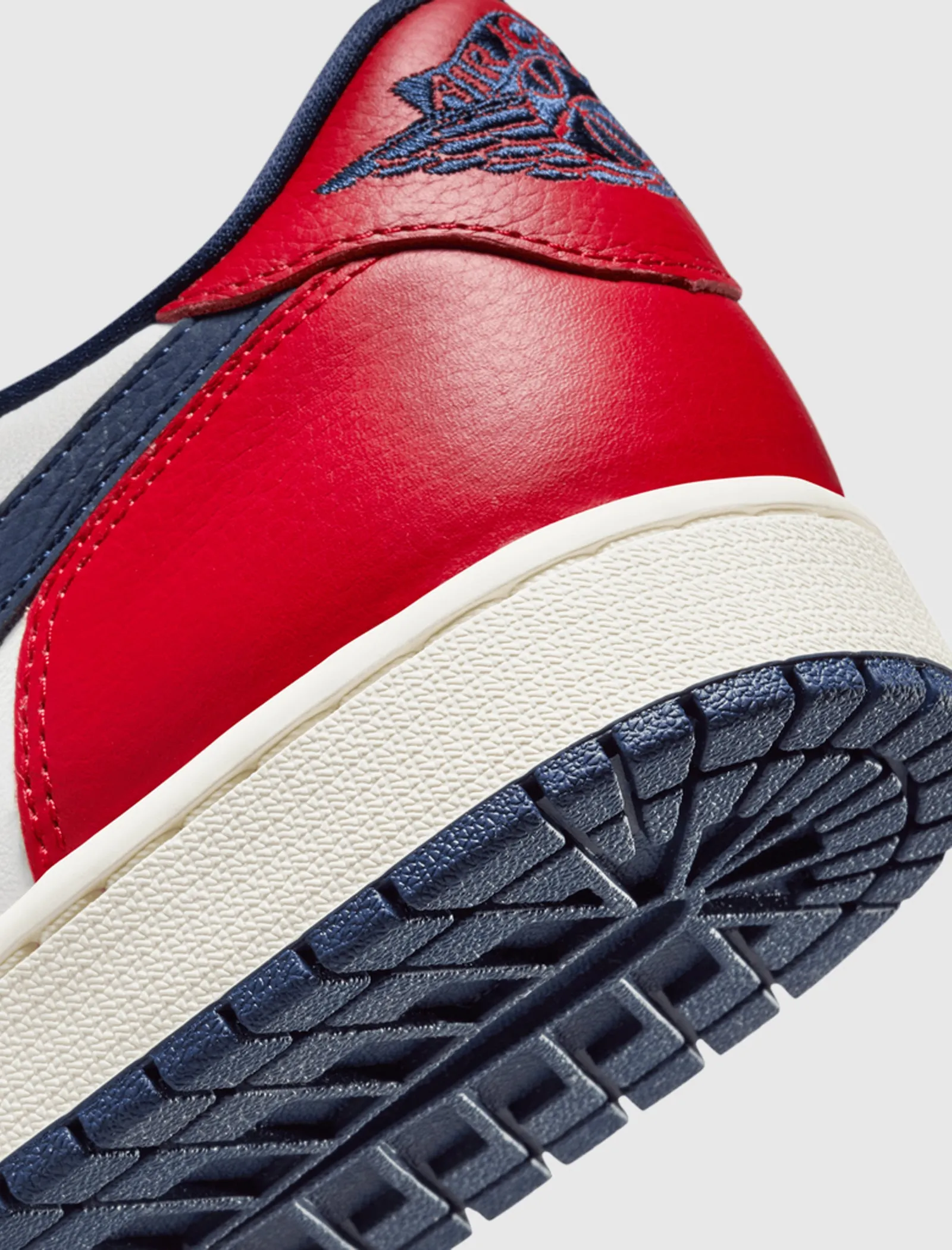 AIR JORDAN 1 LOW OG 