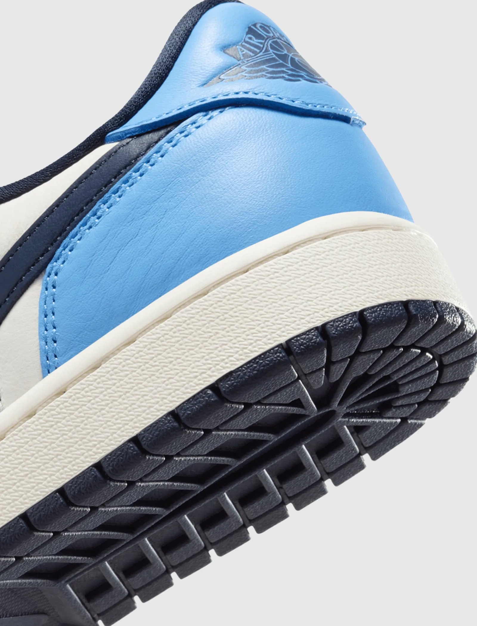AIR JORDAN 1 LOW OG 