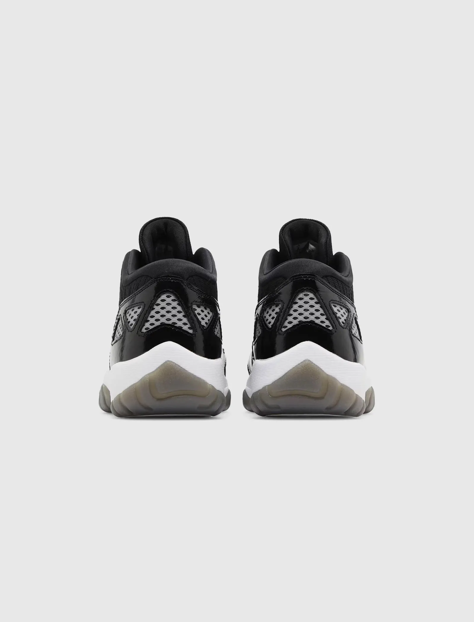 AIR JORDAN 11 RETRO LOW IE 