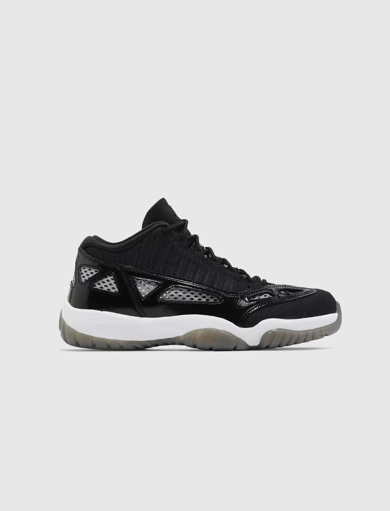 AIR JORDAN 11 RETRO LOW IE 