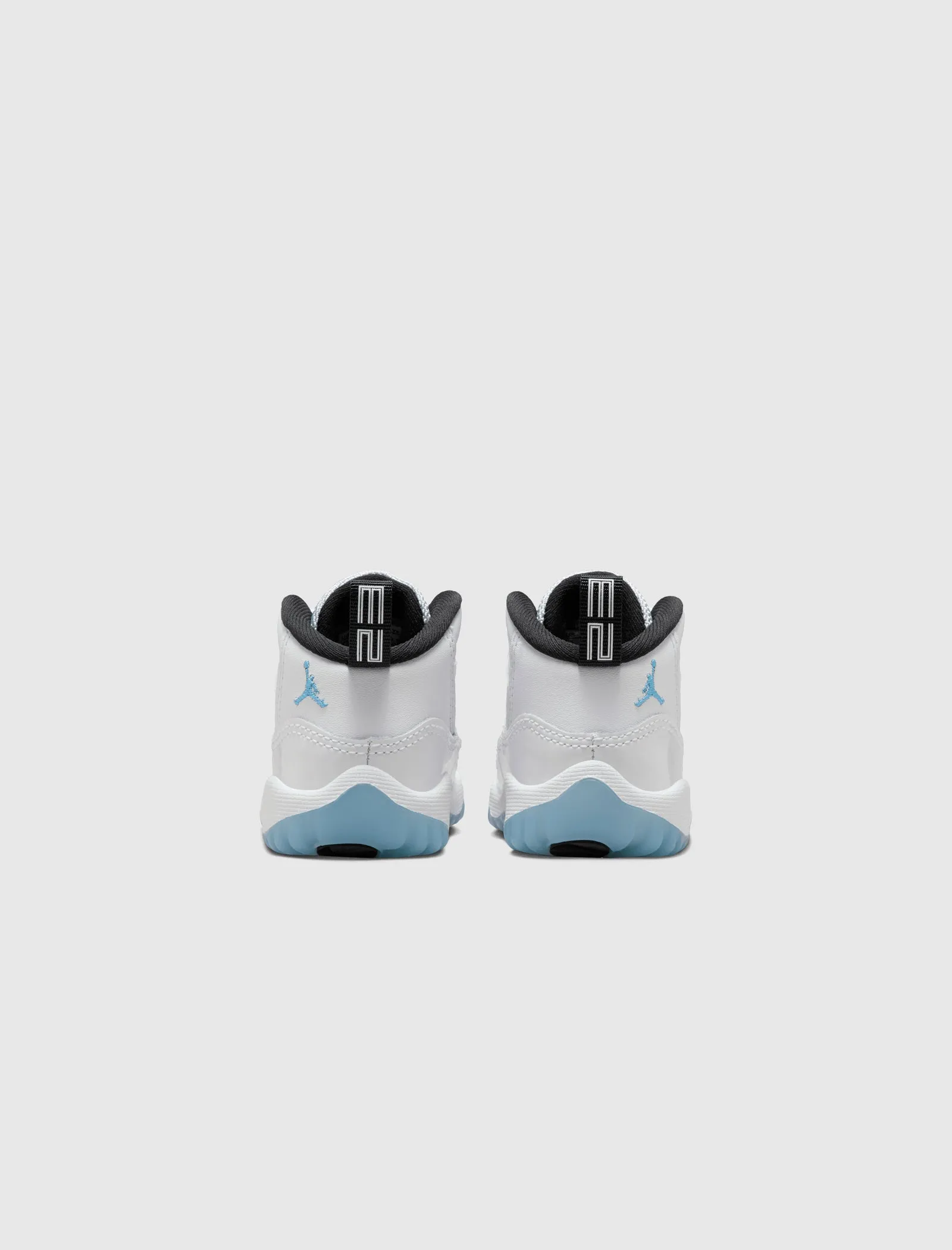 AIR JORDAN 11 RETRO 