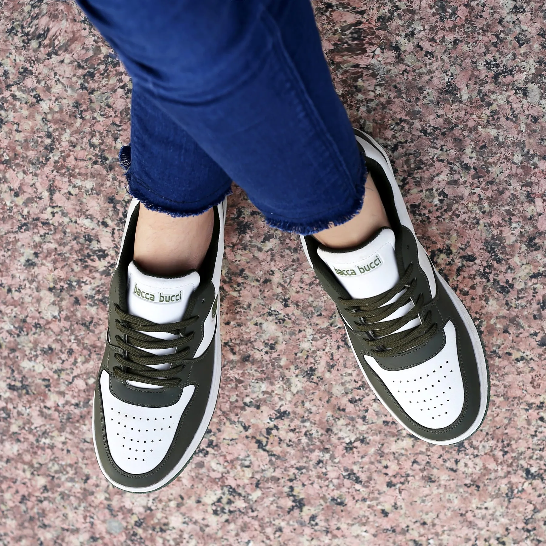 Bacca Bucci EMILY Sneakers Basses à Semelle Plate pour Femmes