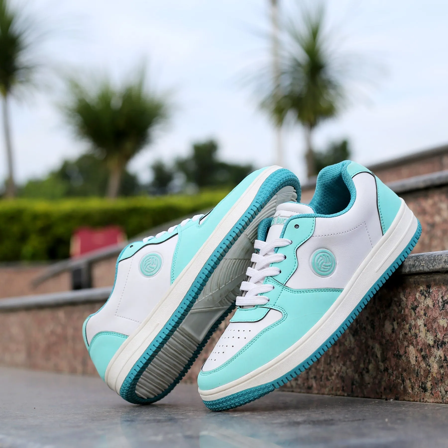 Bacca Bucci EMILY Sneakers Basses à Semelle Plate pour Femmes
