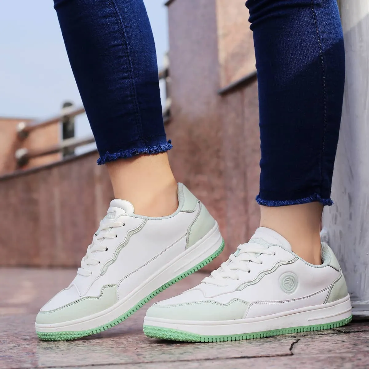 Bacca Bucci INFINITY Sneakers Basses à Semelle Plate pour Femme