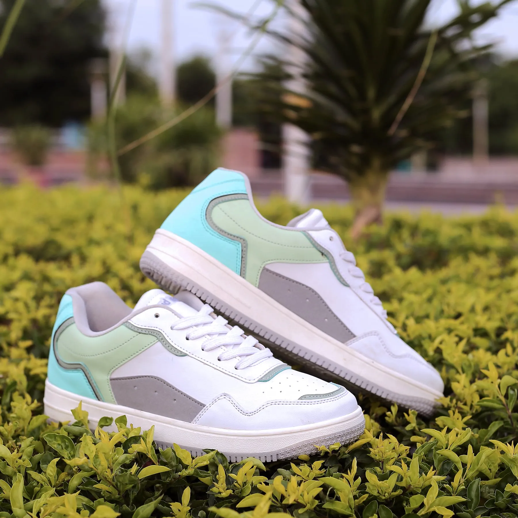 Bacca Bucci LUCY Sneakers basses à semelle plate pour femmes