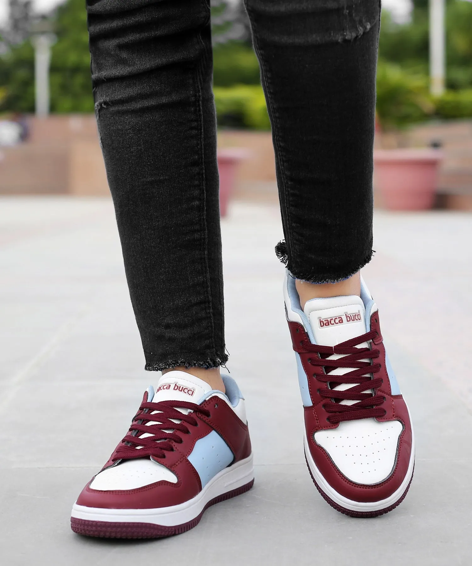 Bacca Bucci NORA Sneakers Basses à Semelle Plate pour Femmes