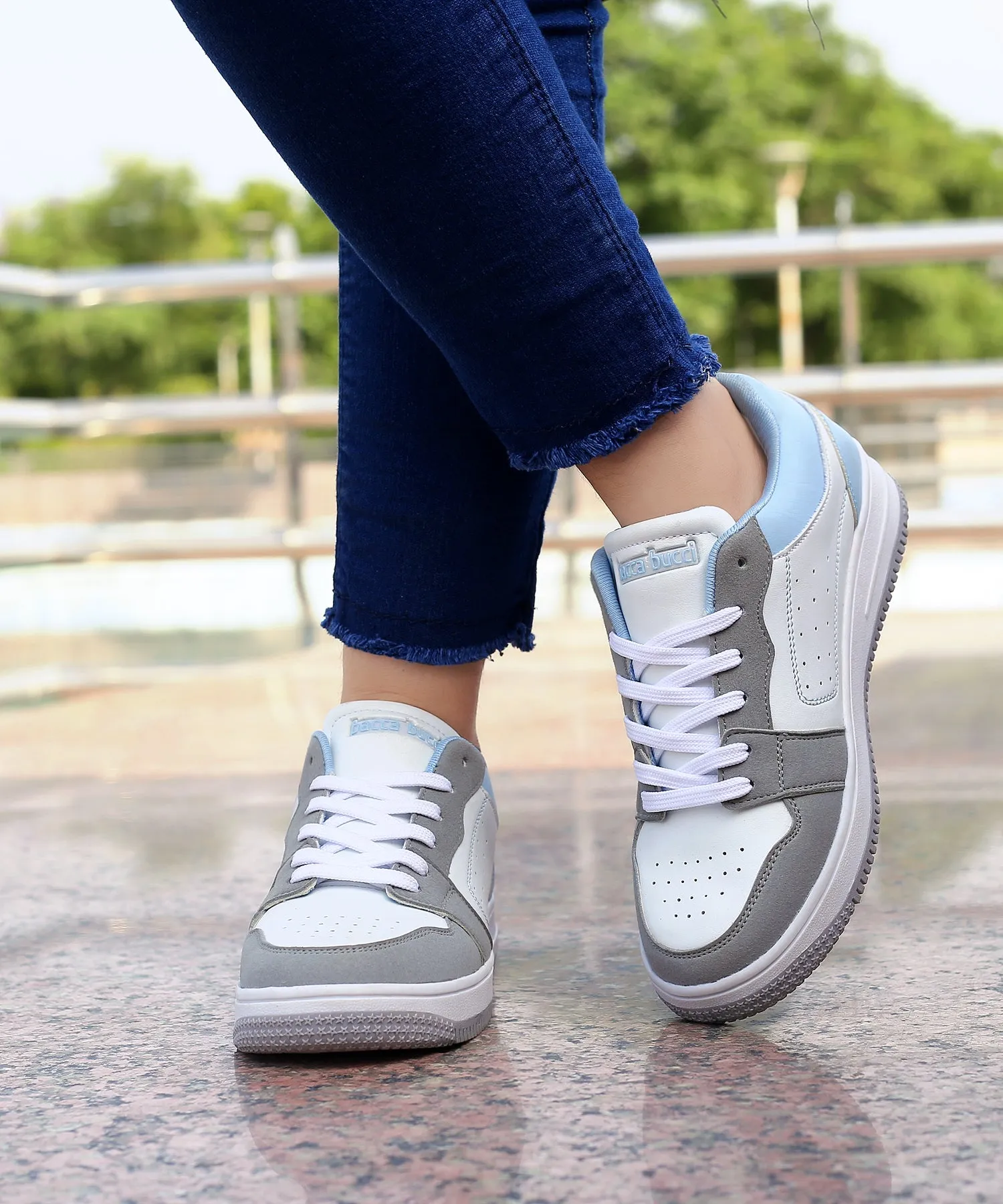 Bacca Bucci SOPHIA Sneakers Basses à Semelle Plate pour Femmes