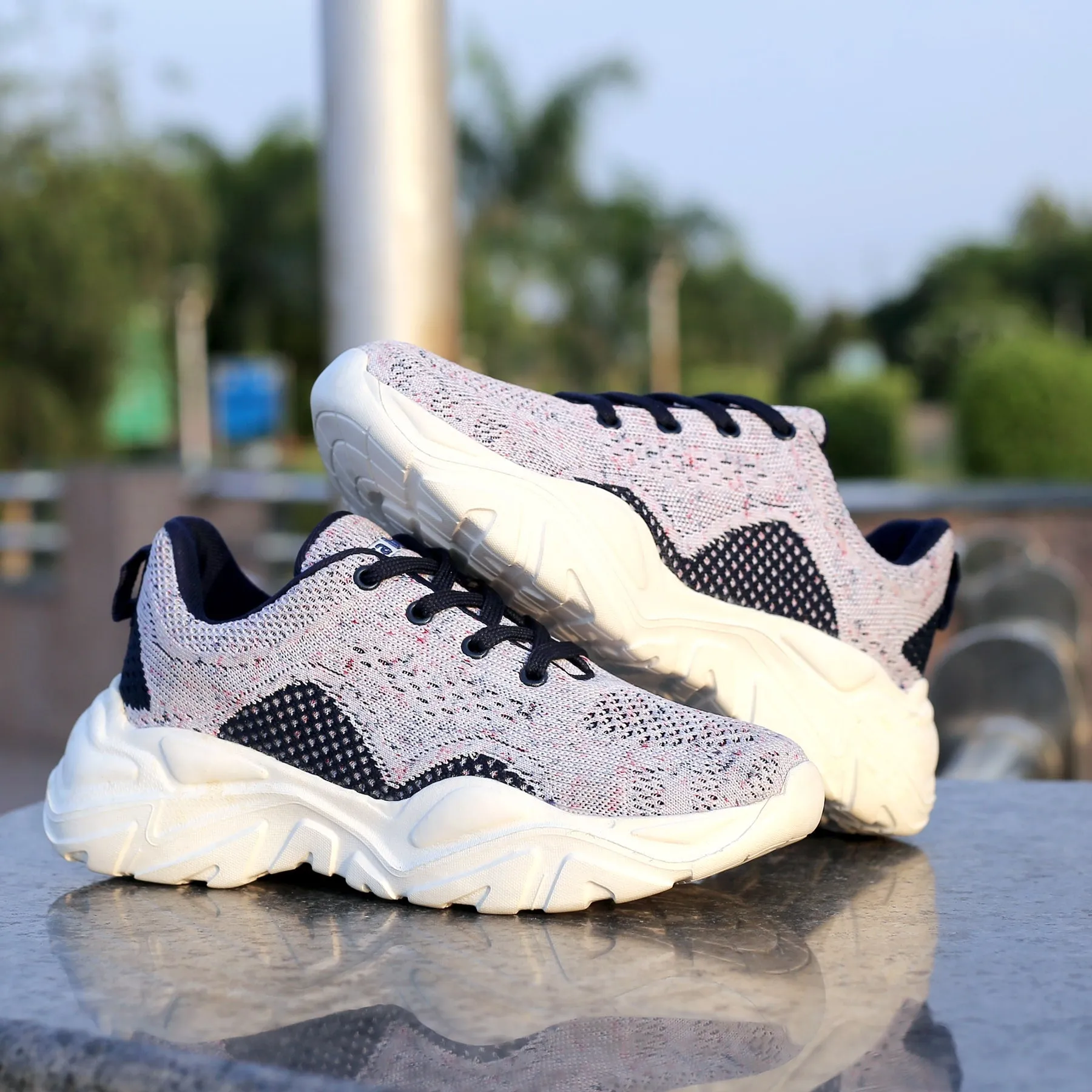 Bacca Bucci Femme CHARLOTTE Sneakers Mode à Plateforme Épaisse Basse