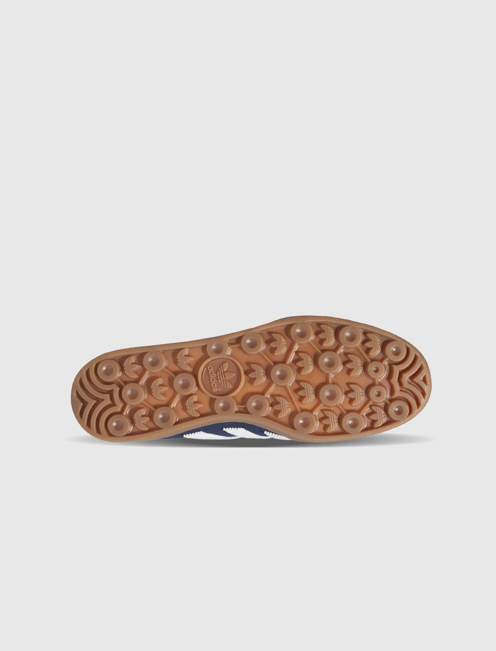 CLOT PAR EDISON CHEN GAZELLE 
