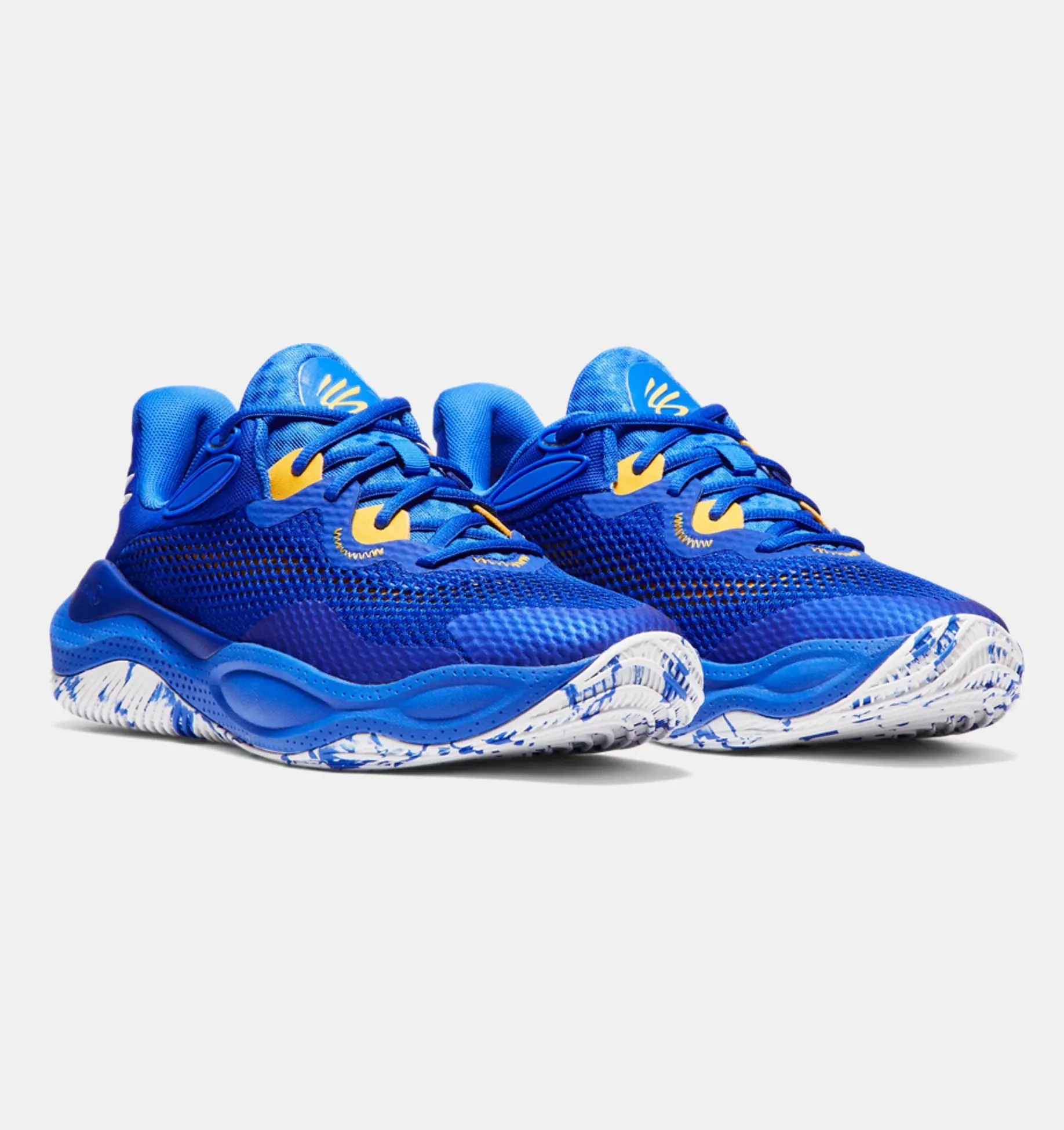 Éclaboussure de Curry 24
