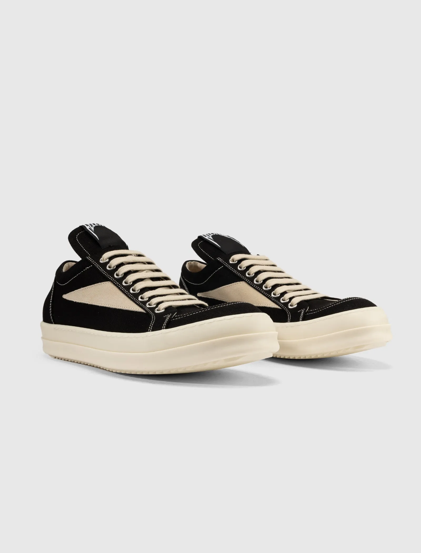 SNEAKERS VINTAGE EN DENIM 