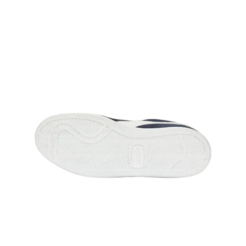 Chaussure de style Diadora Field