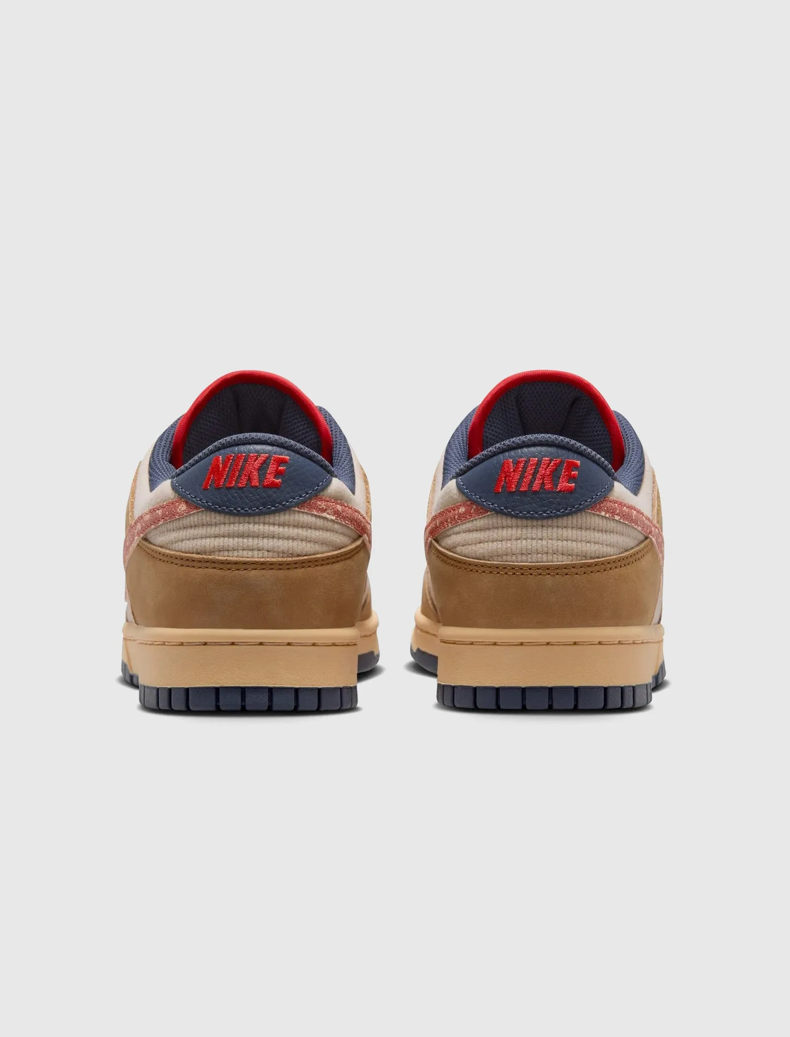 DUNK LOW 