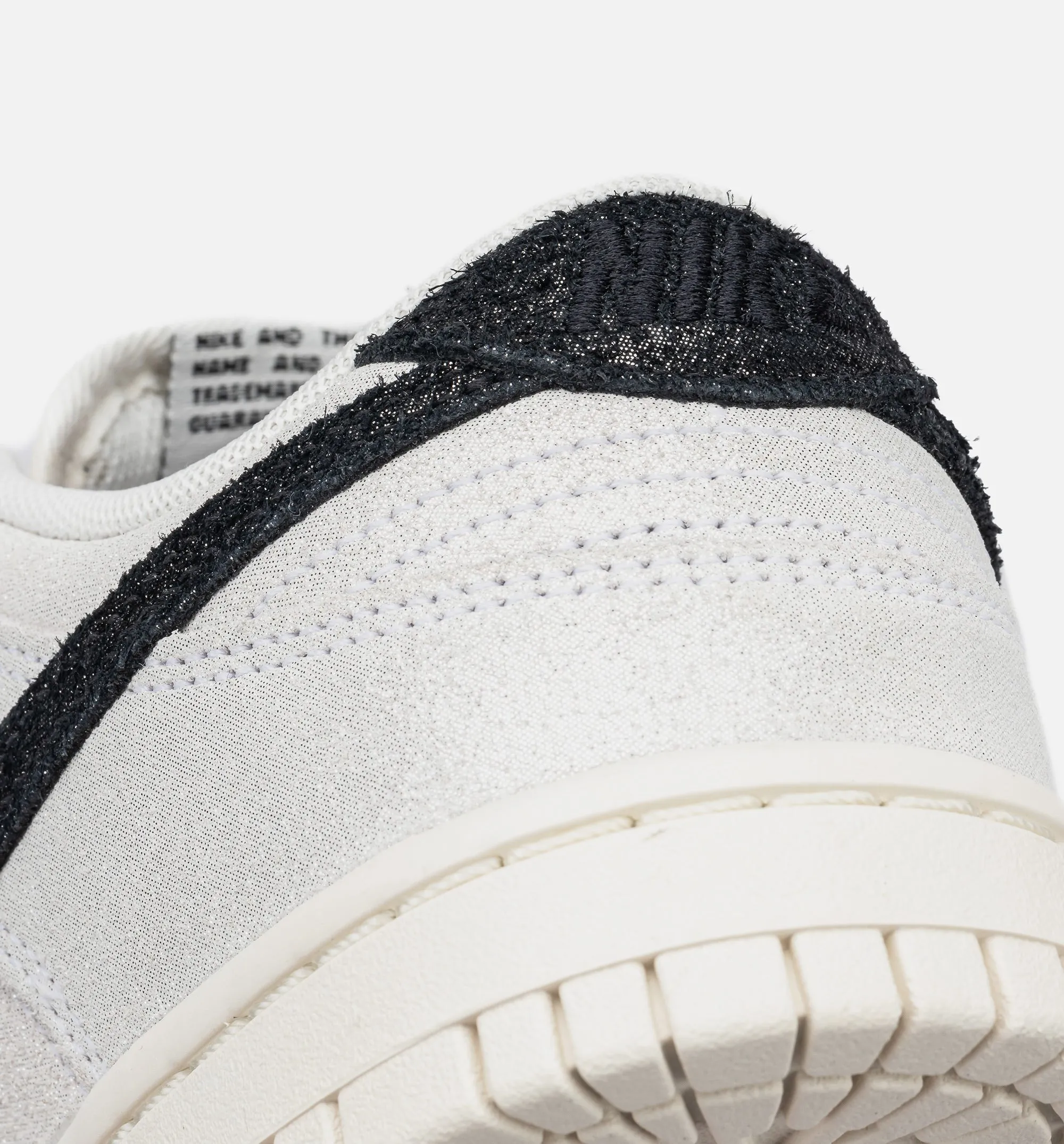 Dunk Low SE Sail Chaussure de Style de Vie pour Femmes - Sail/Noir