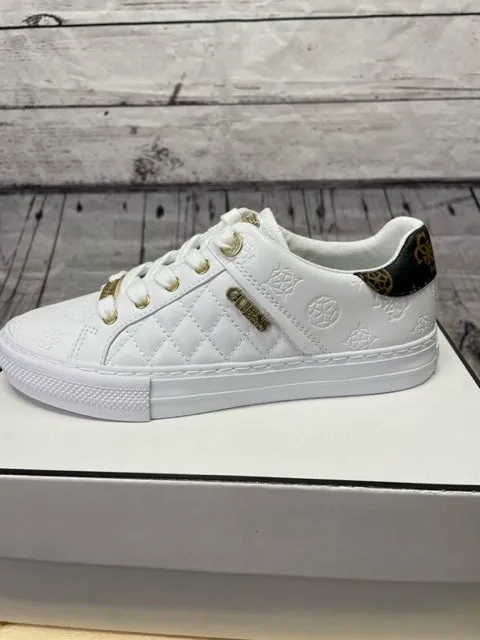 Guess Nappa Petite Pivoine Chaussure en Relief