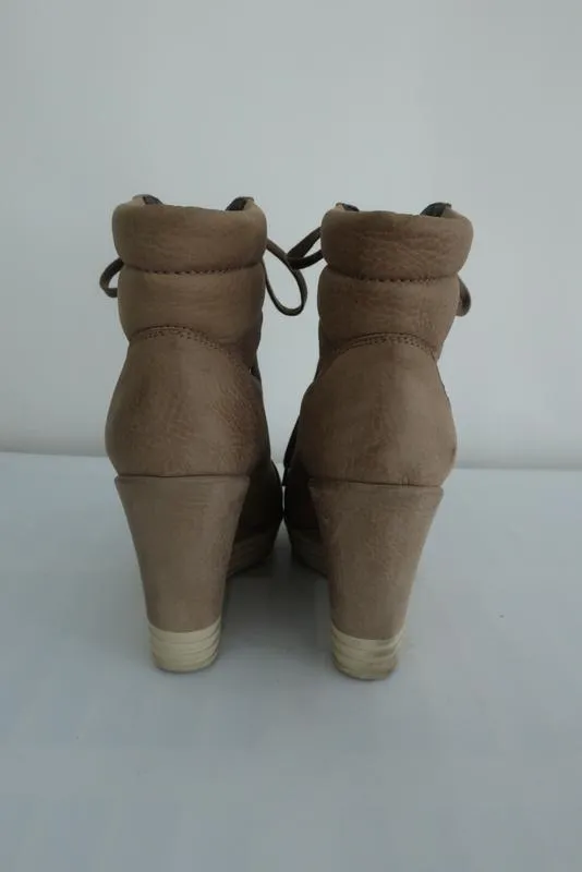Hogan Rebel Wedge Sneakers en cuir beige Taille 39.5 à lacets haut