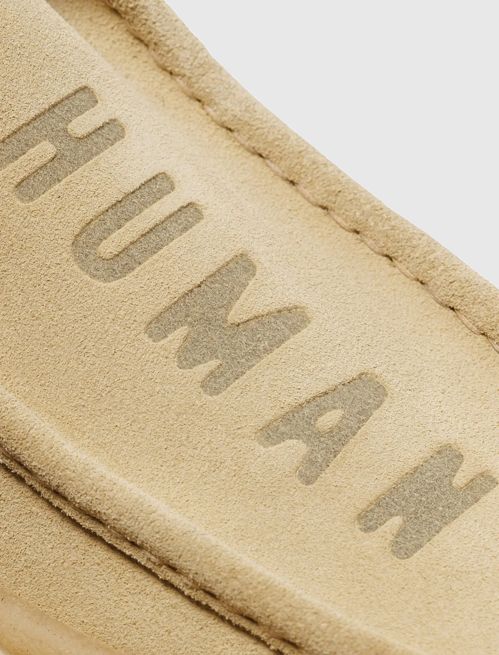 HUMAN MADE WALLABEE 