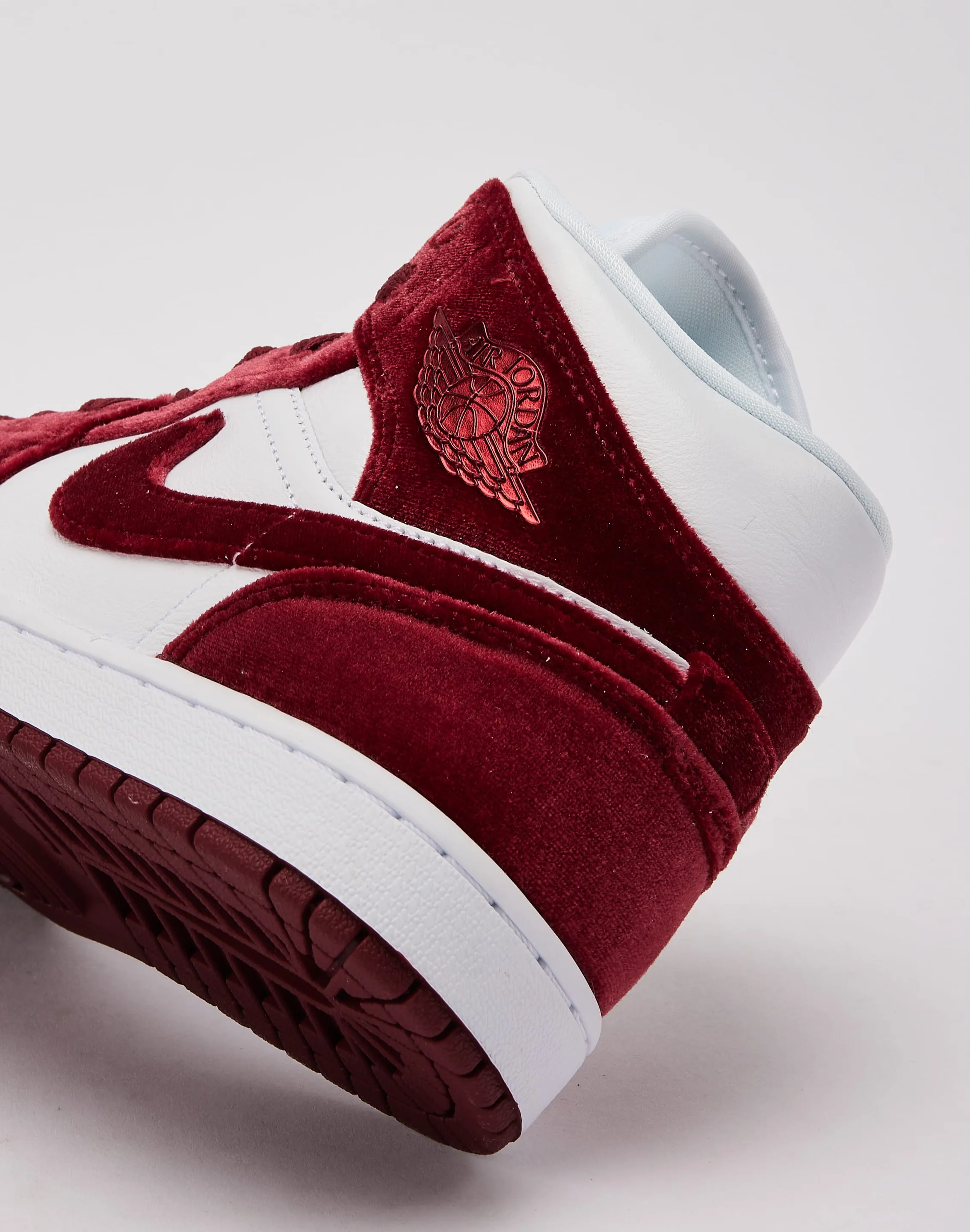 Jordan Air Jordan 1 Mid SE