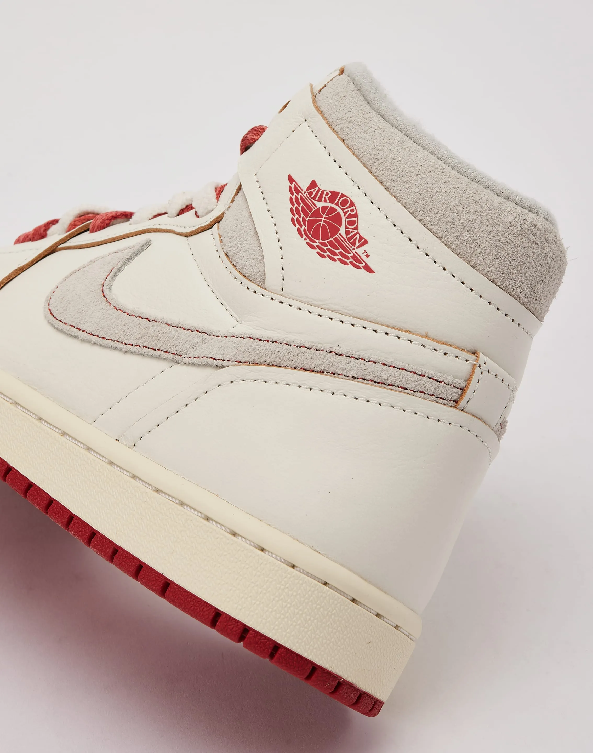 Jordan Air Jordan 1 Retro High OG 'Cinabre'