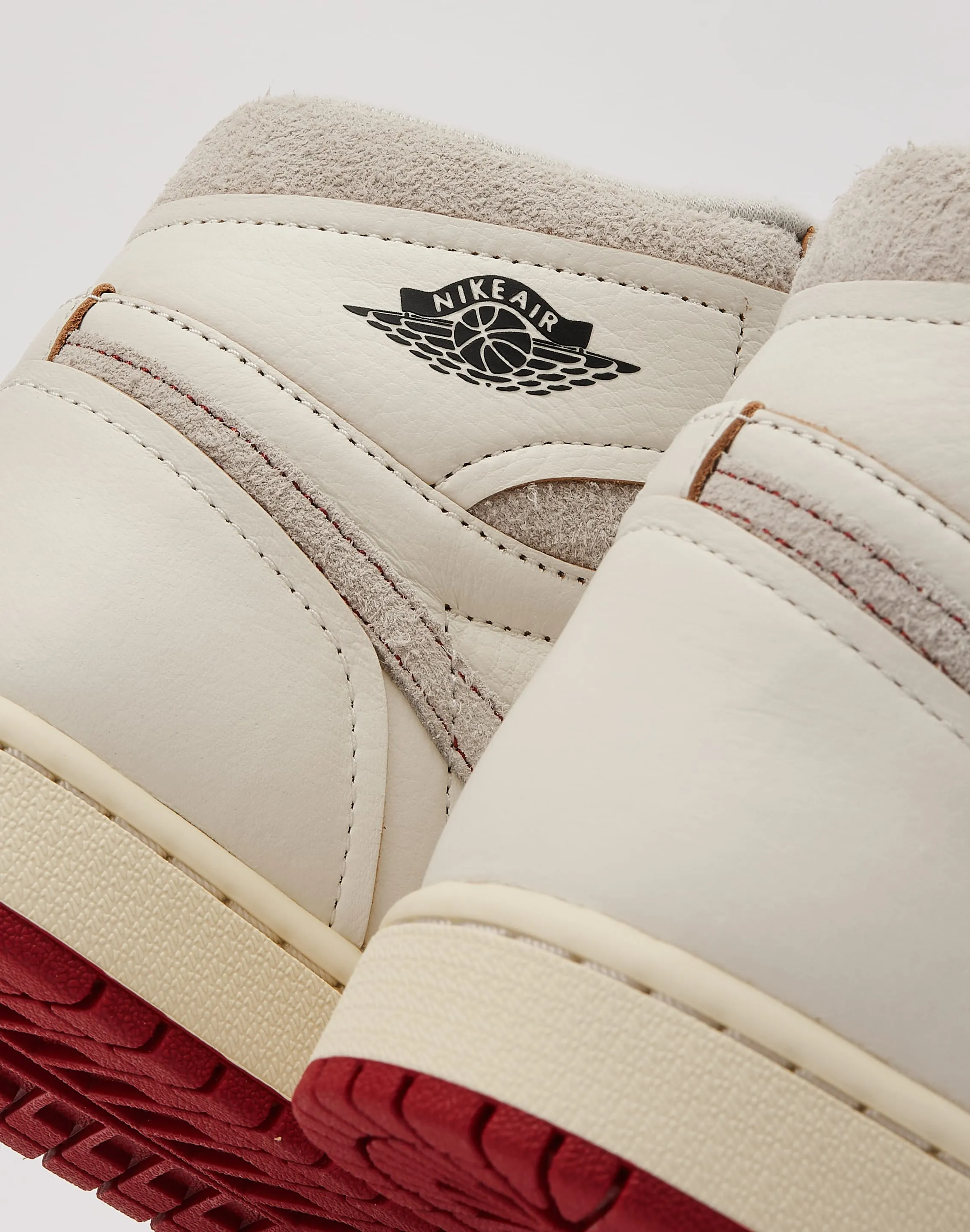 Jordan Air Jordan 1 Retro High OG 'Cinabre'