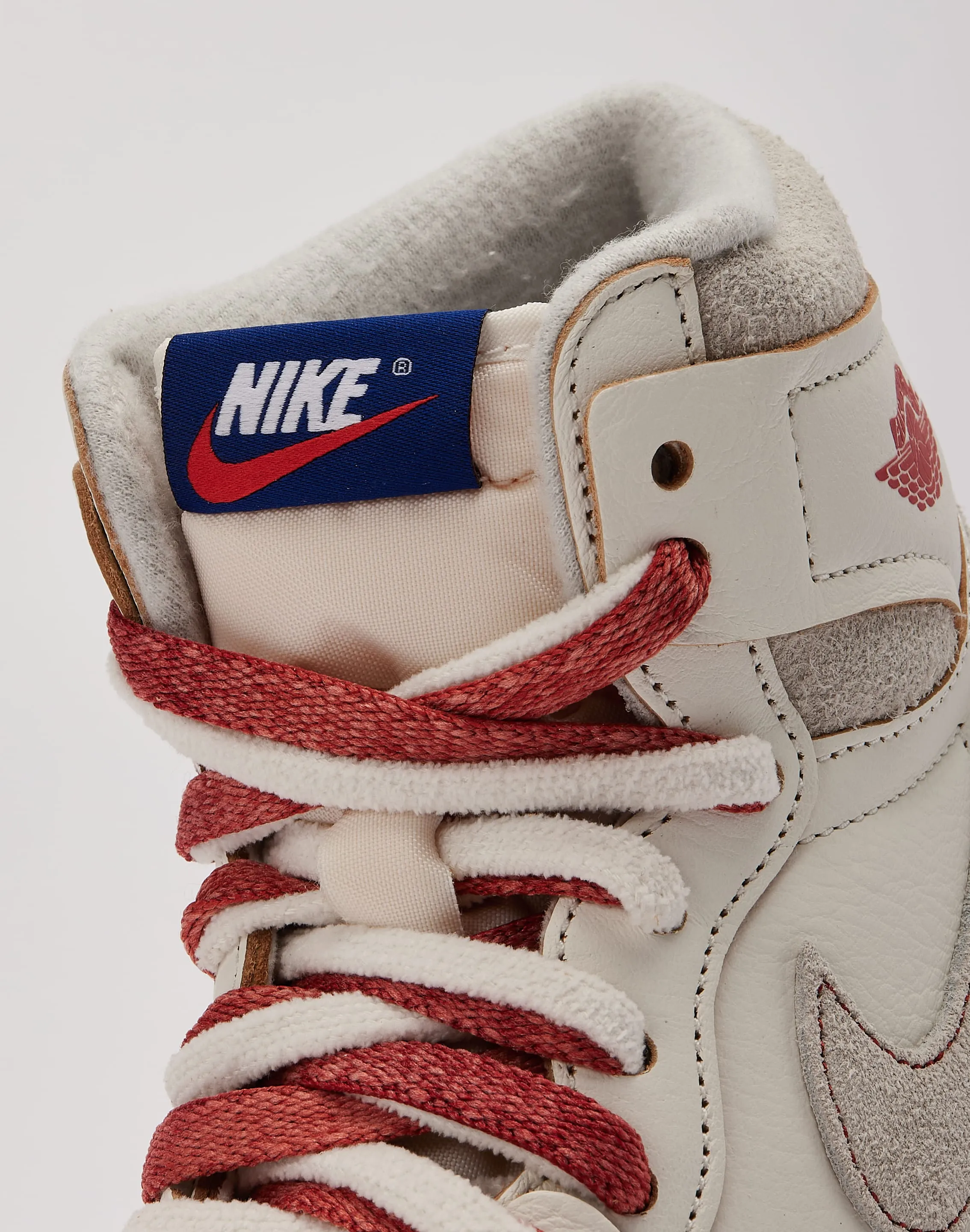Jordan Air Jordan 1 Retro High OG 'Cinabre'