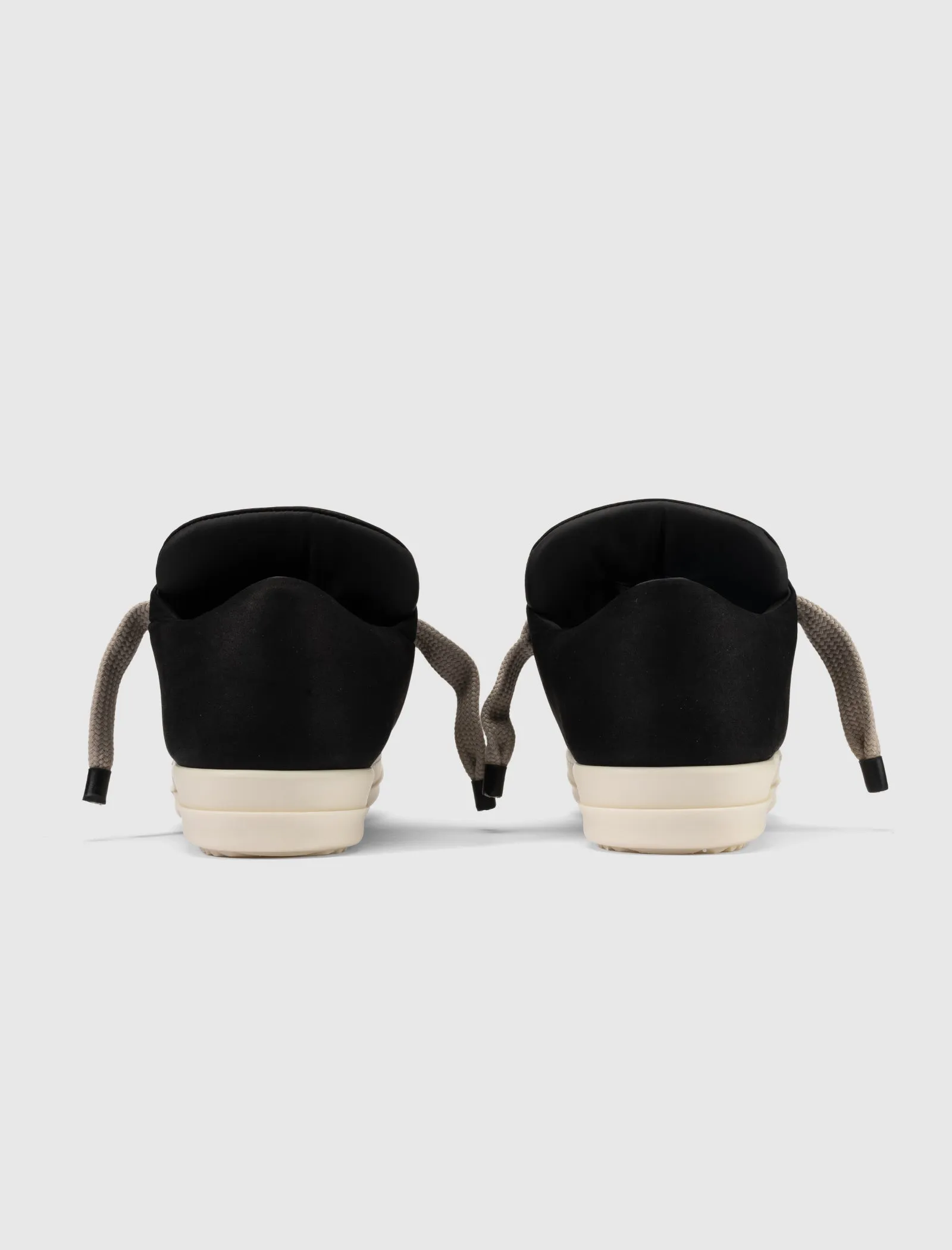 BASKETS EN DENTELLE JUMBO