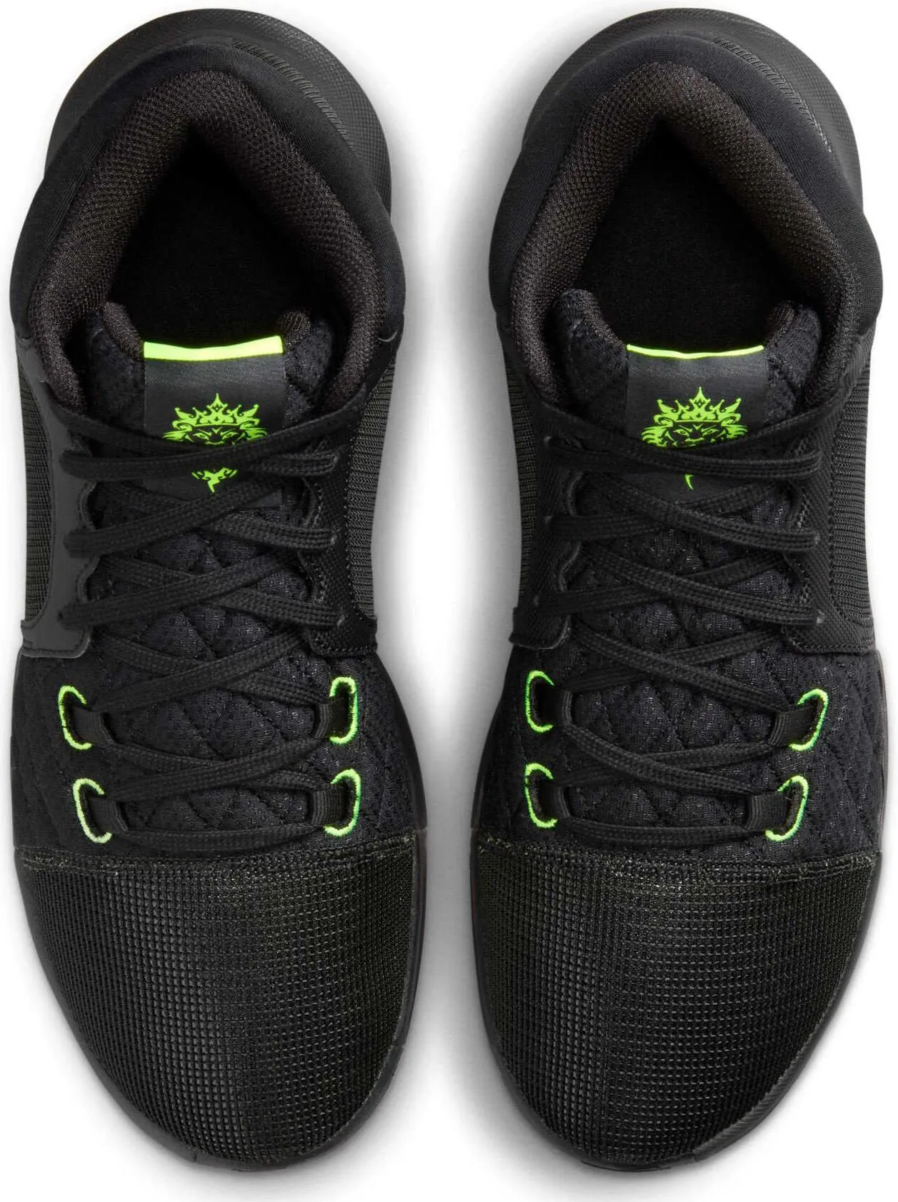Chaussures de Basketball Homme LeBron Witness 8