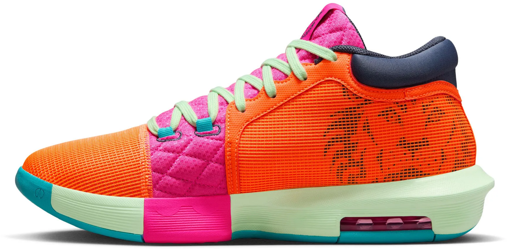 Chaussures de Basketball Homme LeBron Witness 8