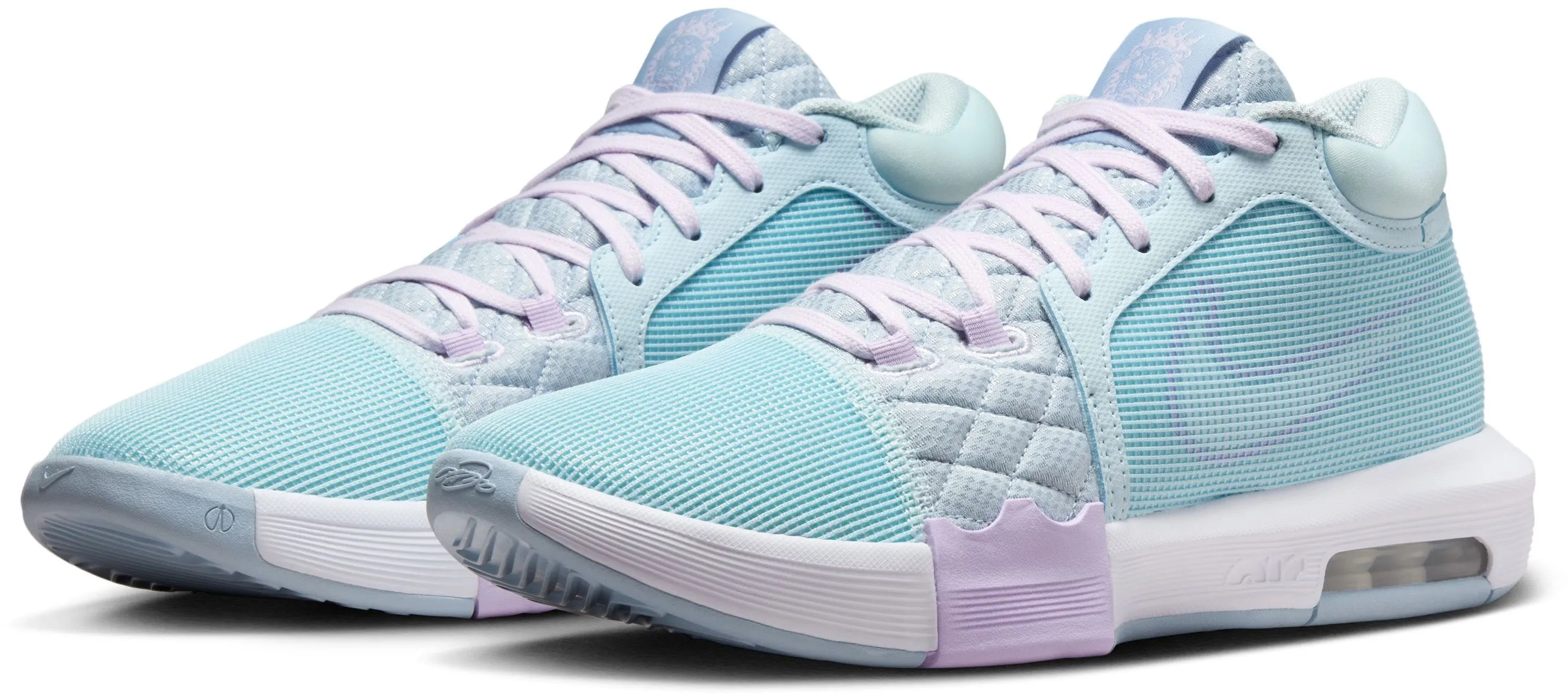 Chaussures de Basketball Homme LeBron Witness 8