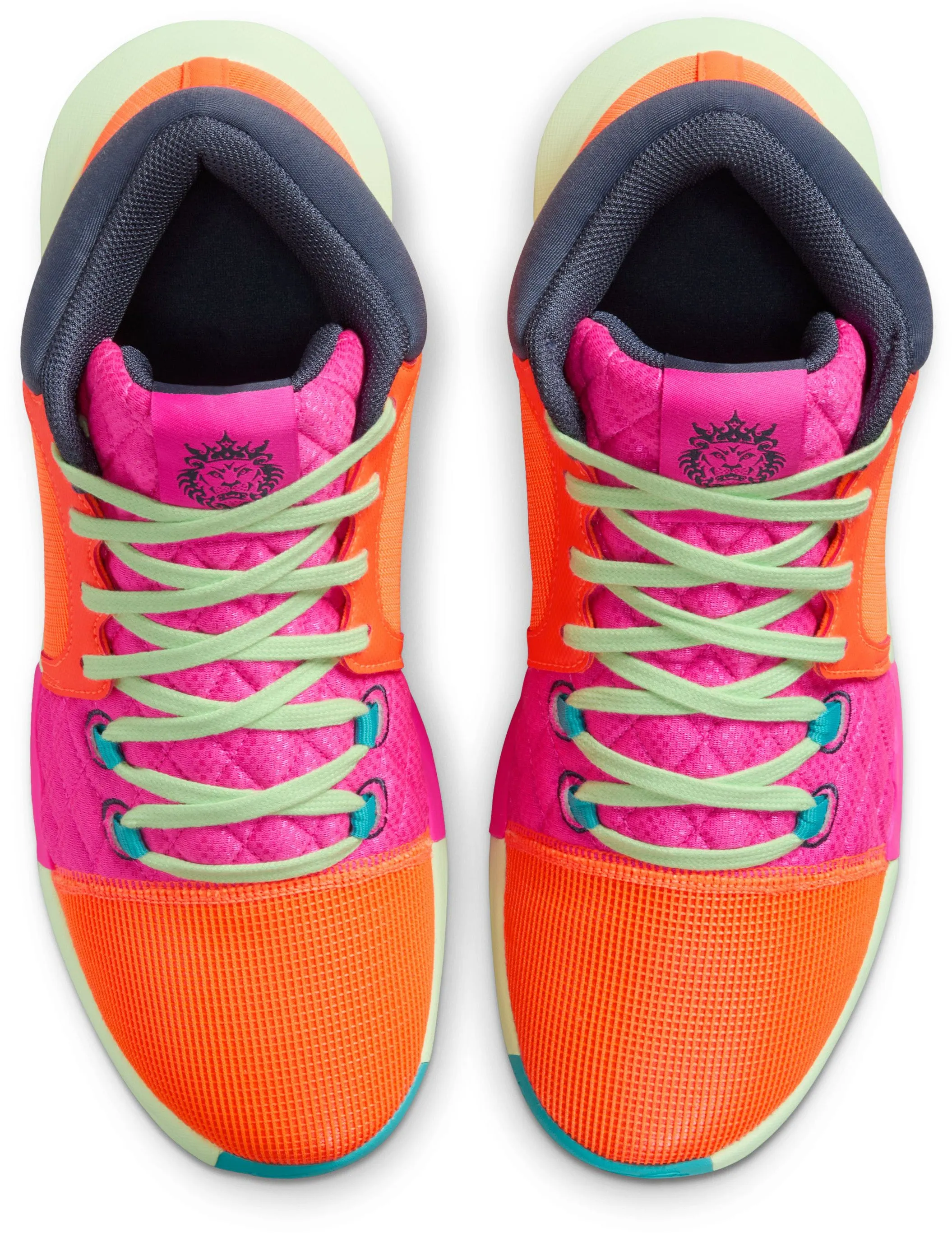 Chaussures de Basketball Homme LeBron Witness 8