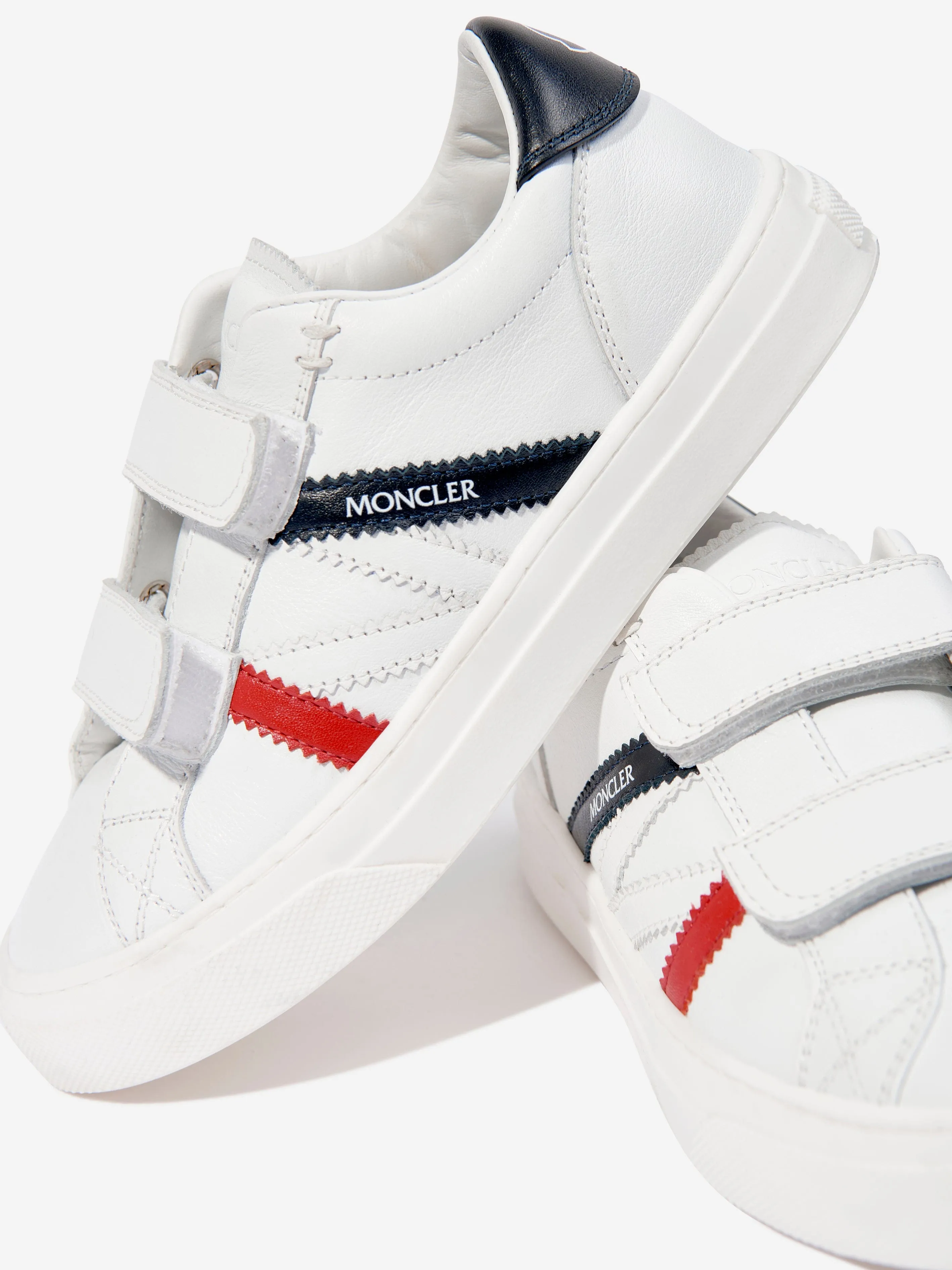 Moncler Enfant Baskets Basses Petit Monaco en Blanc