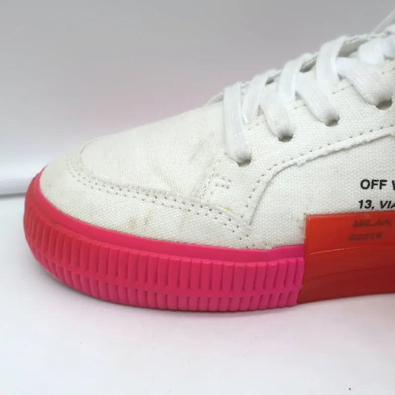 Off-White Sneakers Basses Vulcanisées en Toile Blanche & Suède Rose Vif Taille 37