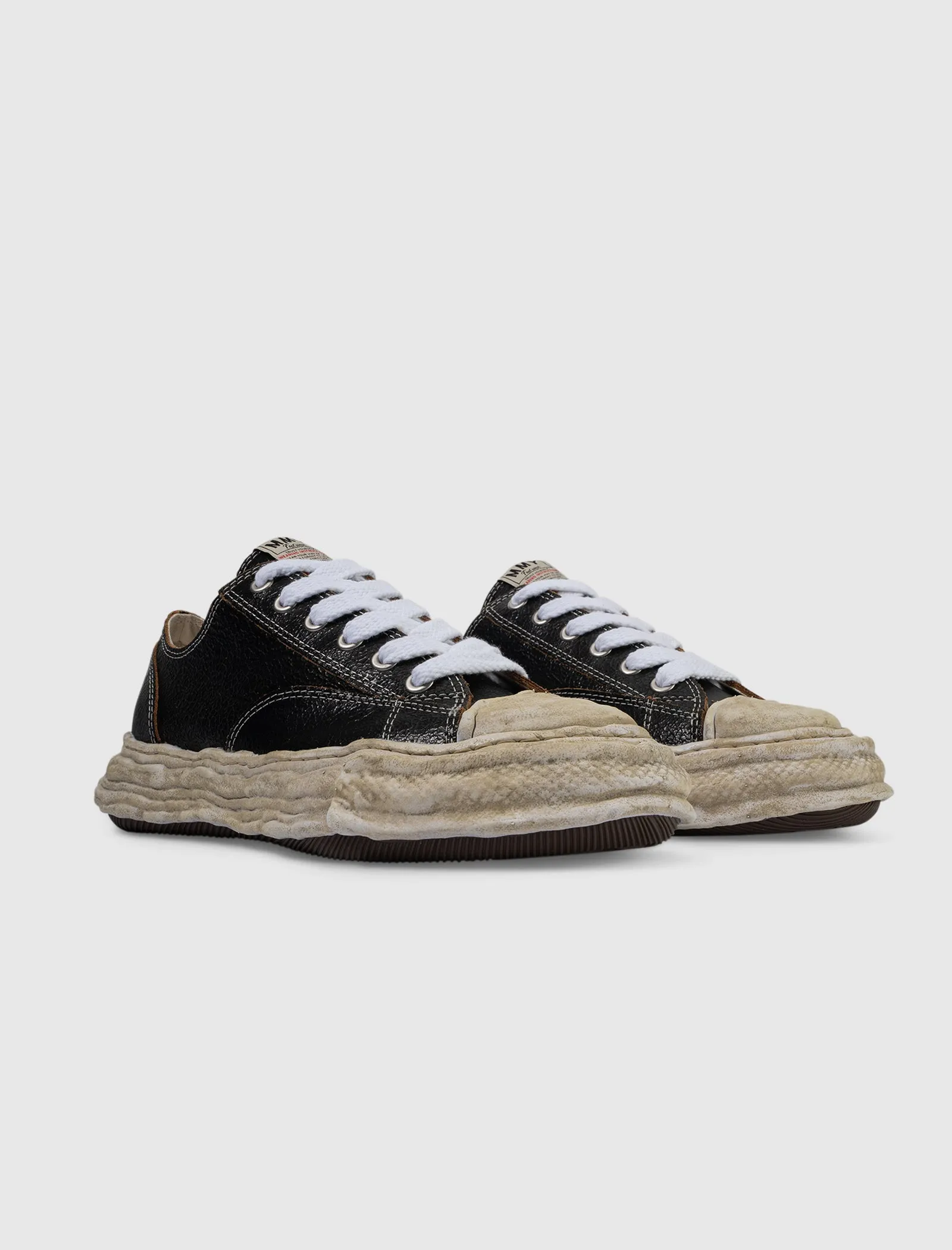 PETERSON CUIR FAIBLE FISSURATION 