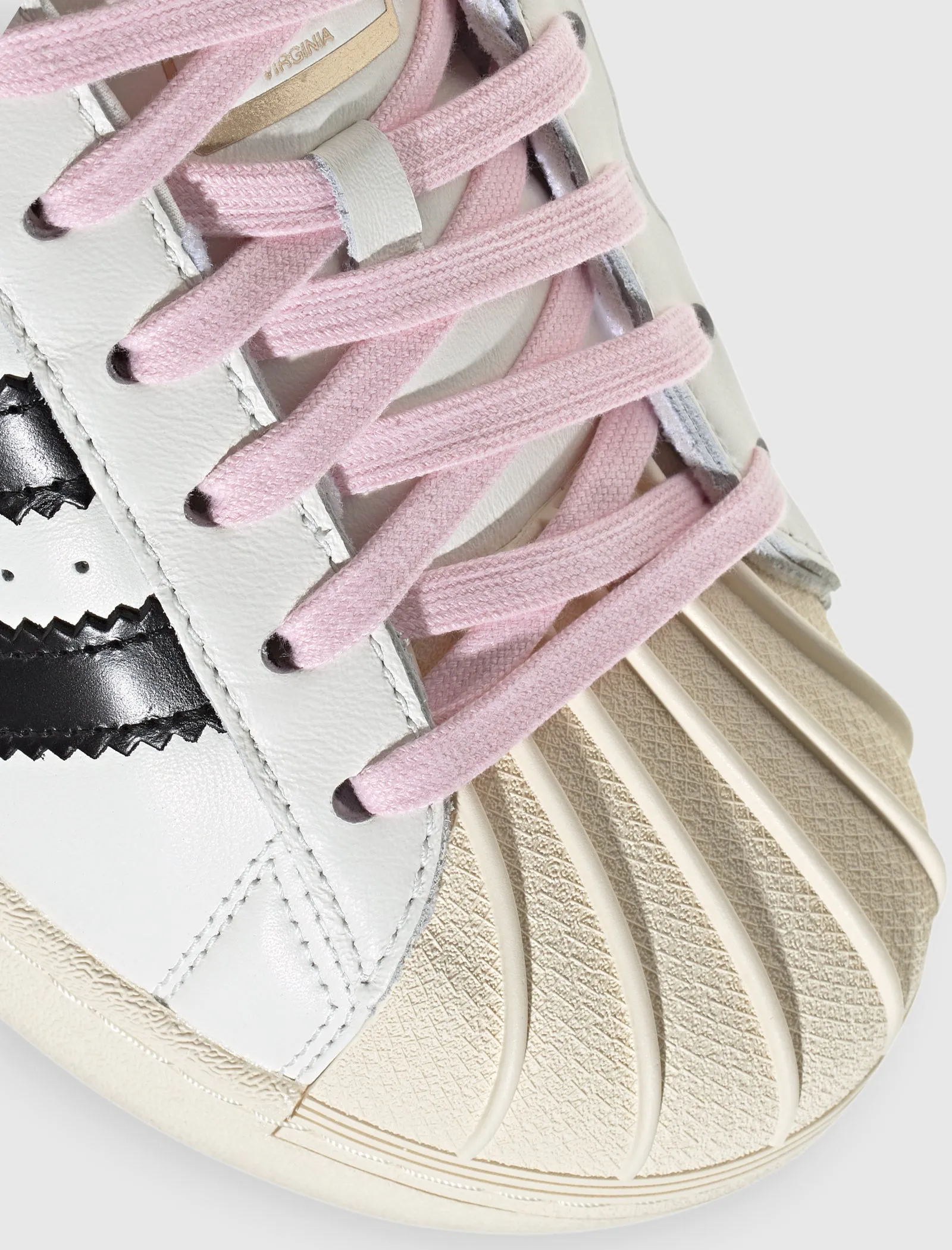 PHARRELL WILLIAMS SUPERSTAR 92 
