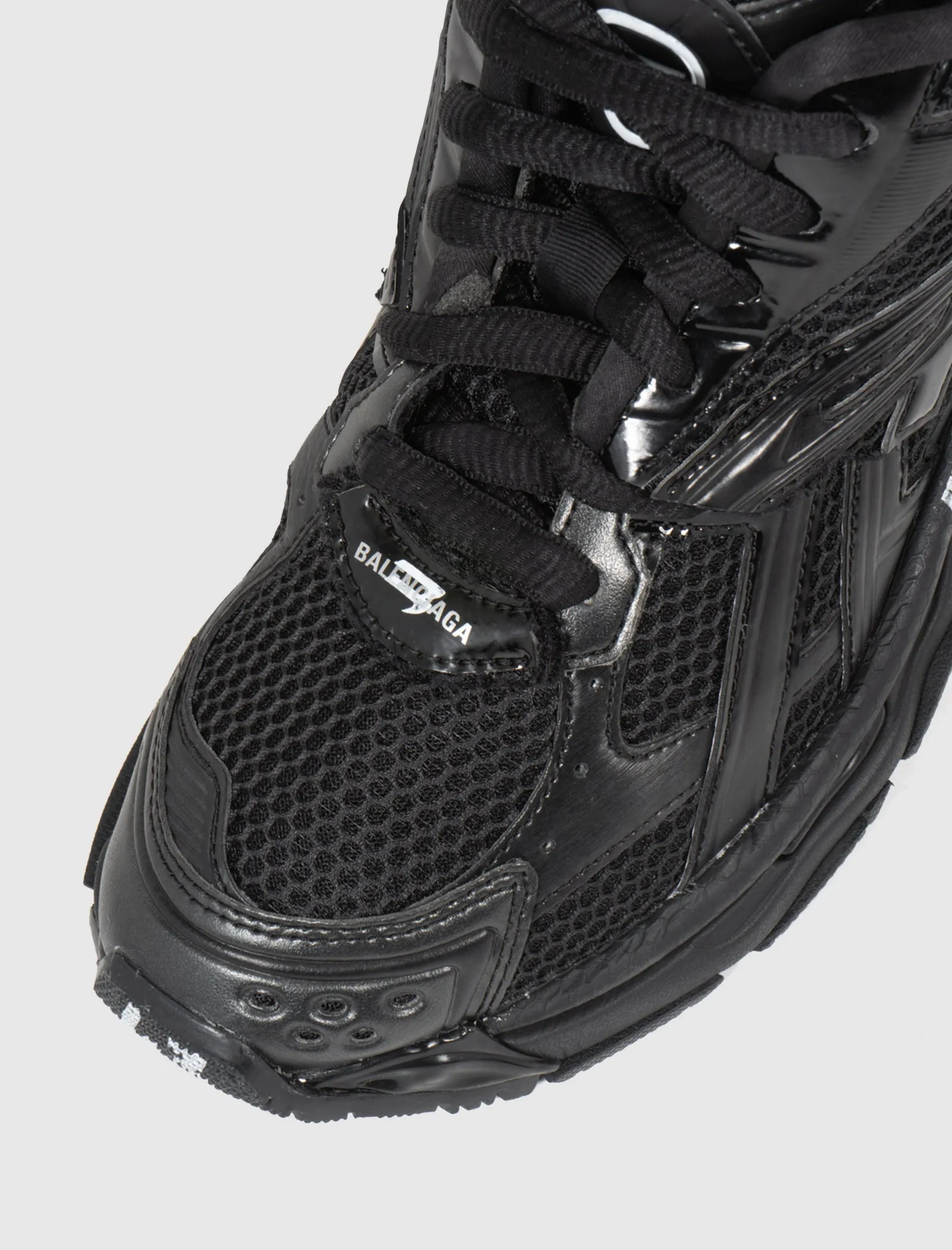 BASKET RUNNER