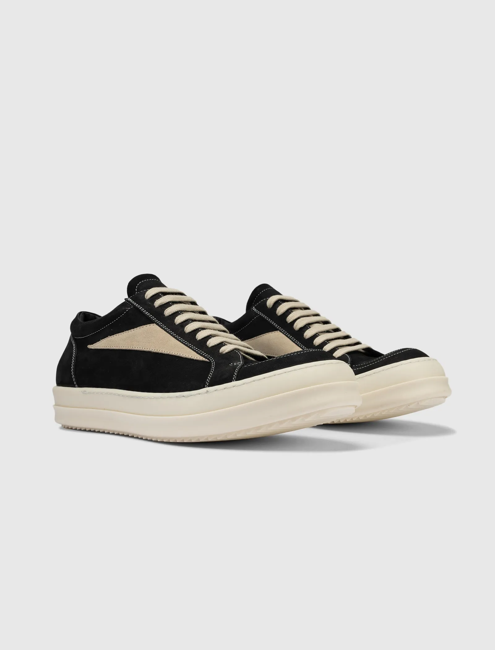 BASKETS VINTAGE EN CUIR