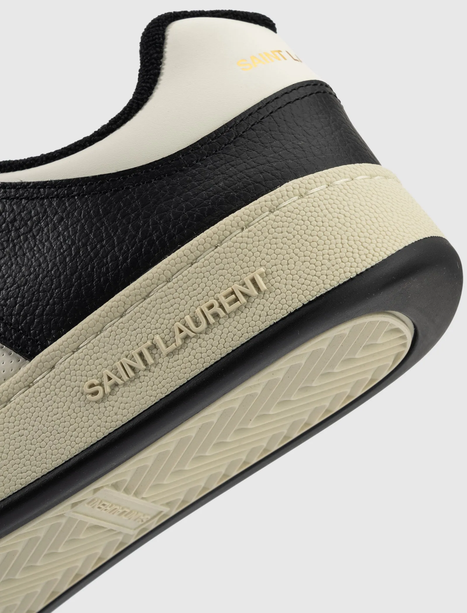 SL/61 BASKET EN CUIR GRAINÉ