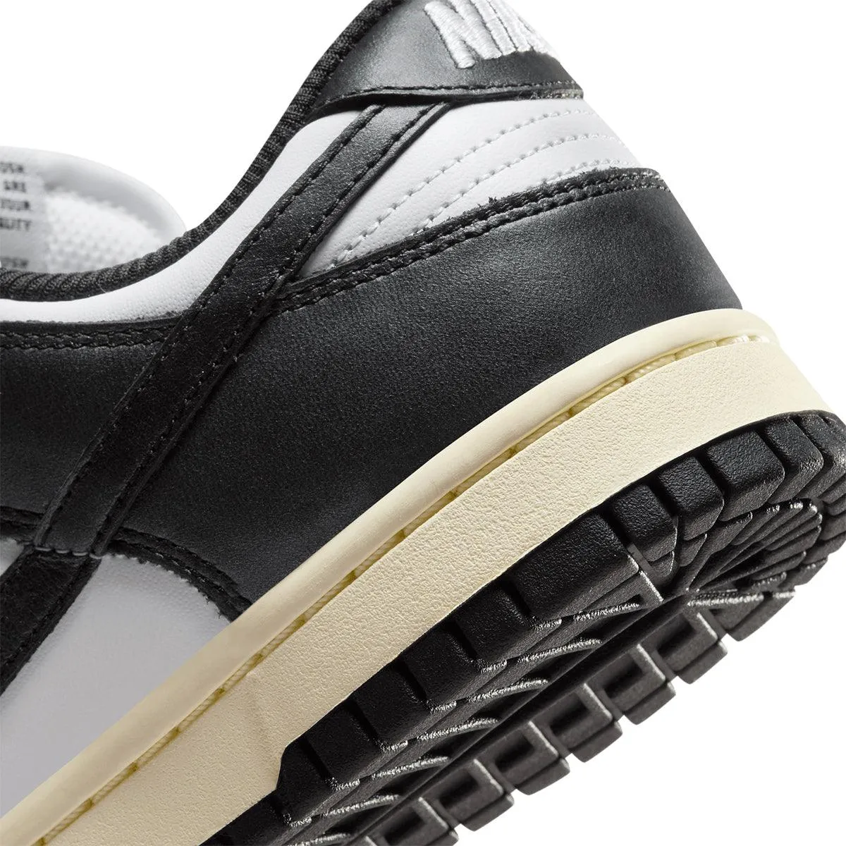 Wmns Dunk Low Premium 'Panda Vintage'