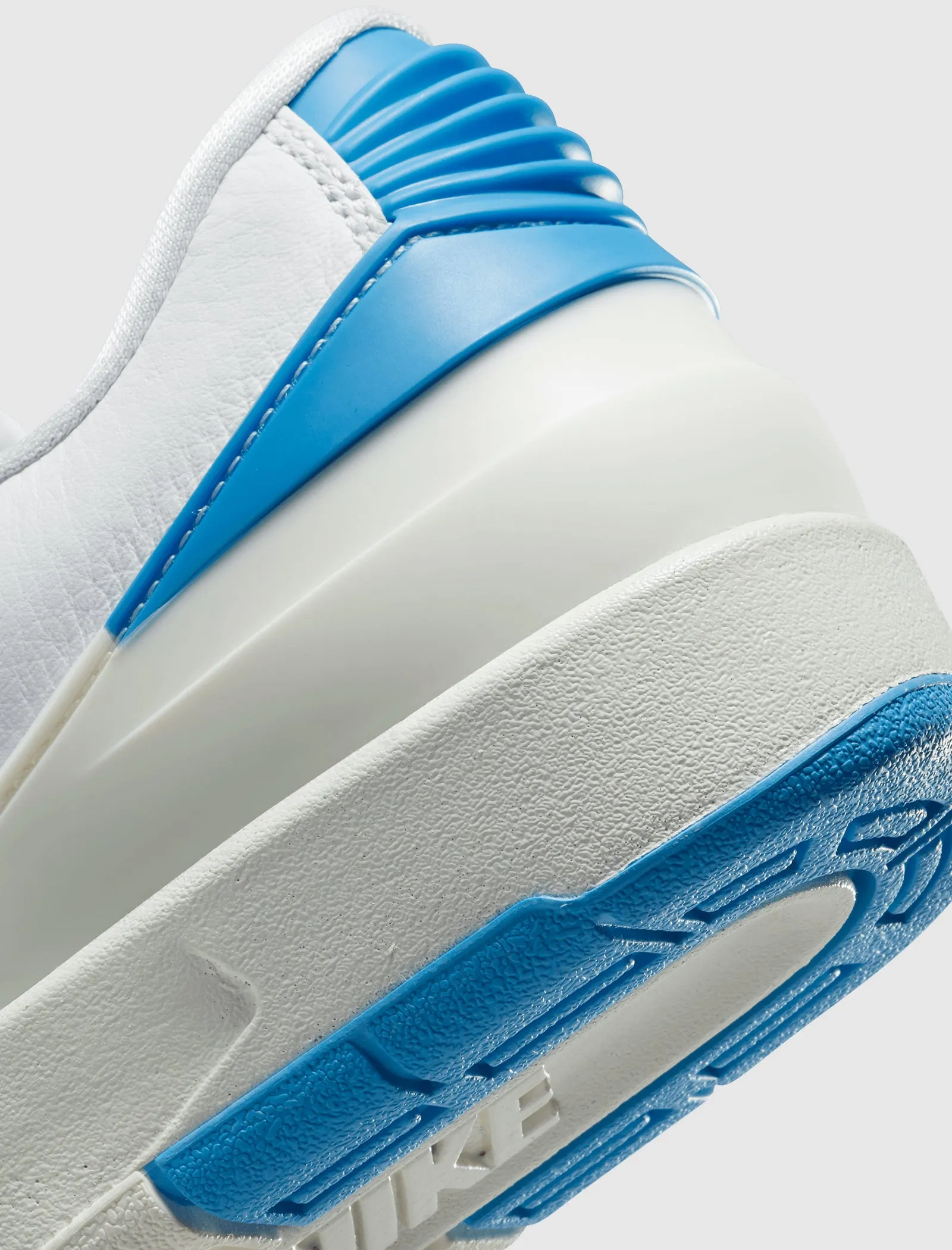 AIR JORDAN 2 RETRO LOW POUR FEMME 