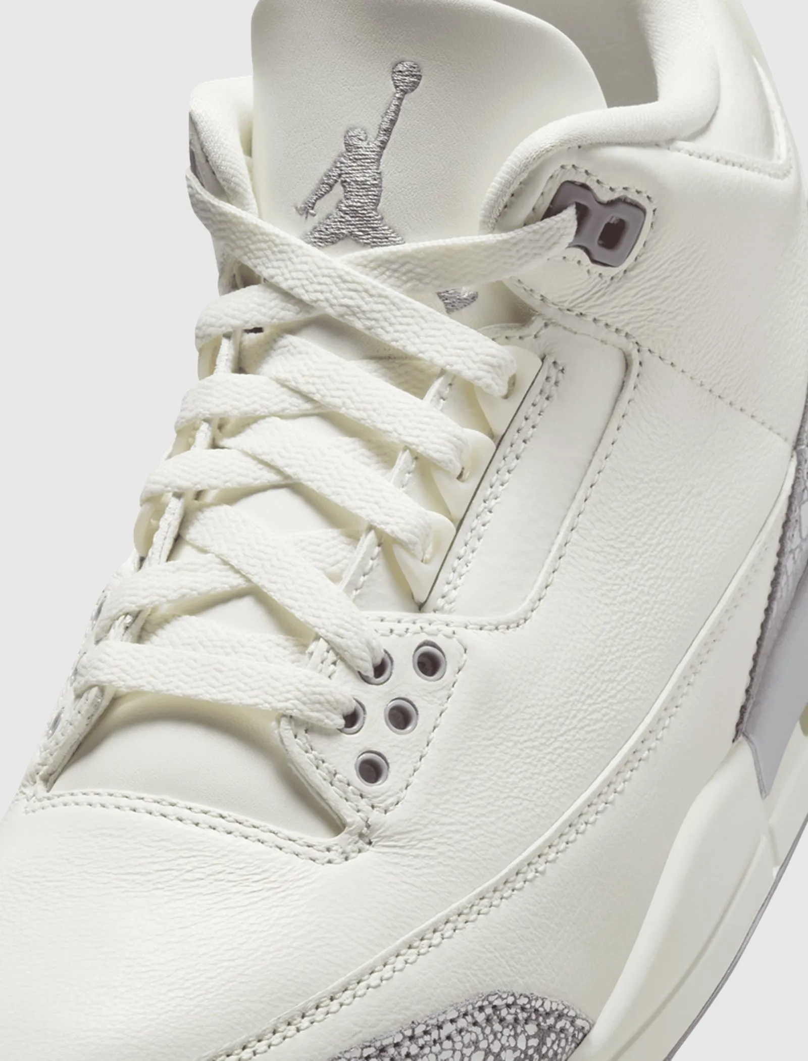 AIR JORDAN 3 RETRO 