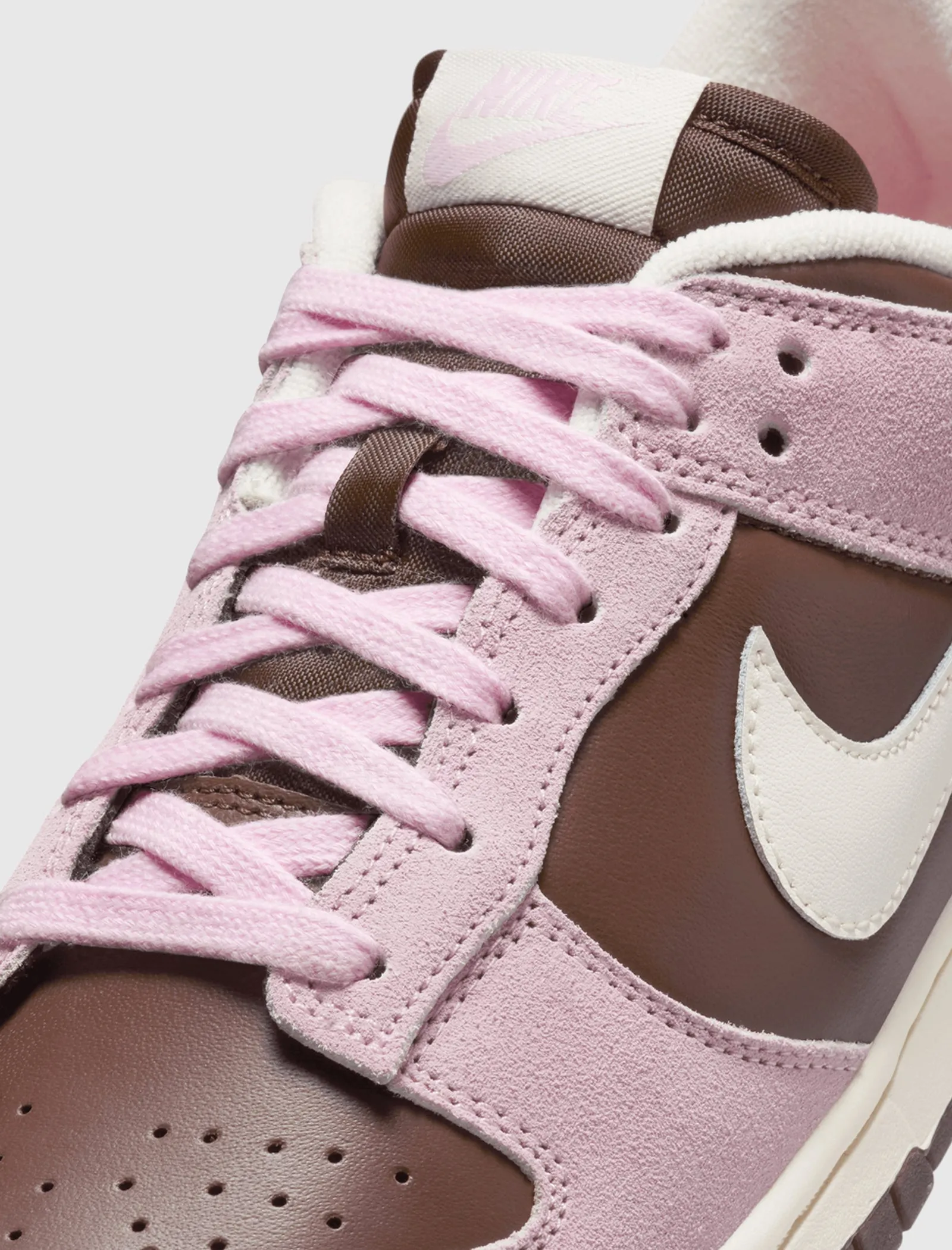 DUNK LOW 